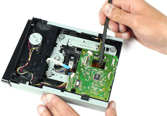 باز کردن بورد dvd drive باز کردن بورد dvd drive