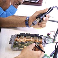 تعمیرات کامپیوتر ماشین تعمیرات کامپیوتر ماشین